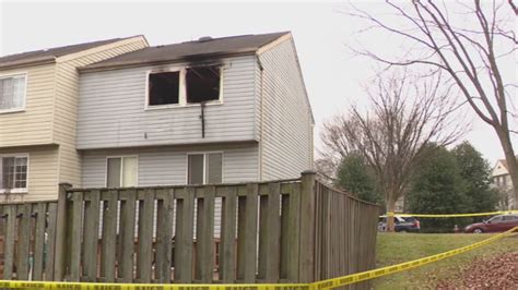 Deadly Christmas day house fire kills 1 person in Fairfax County.